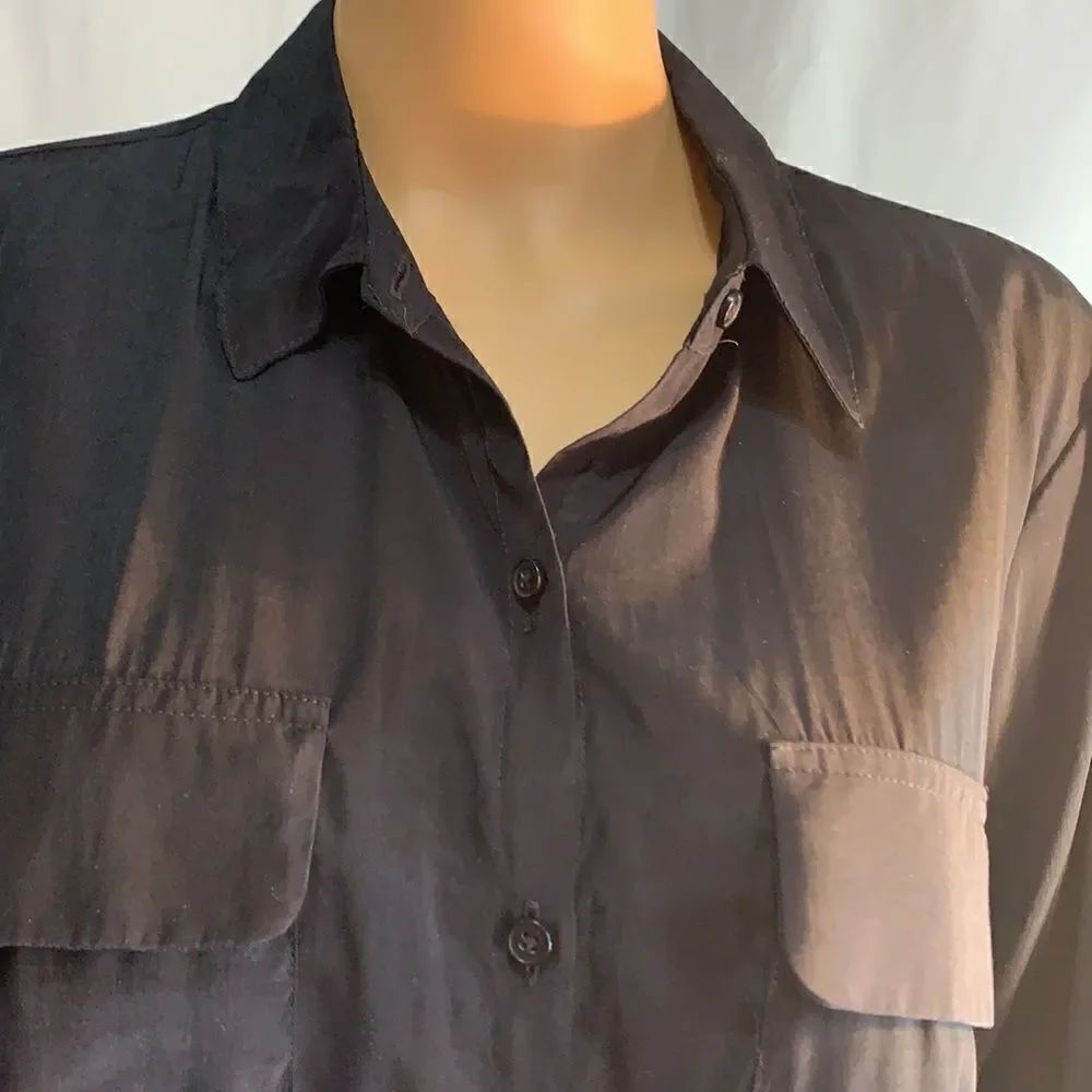 Express Button Front 2 Pocket Long Sleeve Blouse - Picture 3 of 9